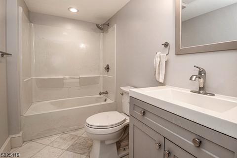 4 Iris Ln, Randolph, NJ 07869 photo 24