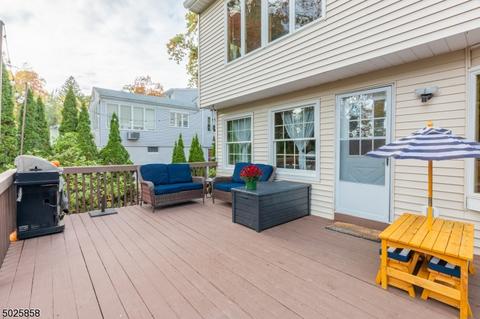 27 Cedar Pl, Wayne, NJ 07470 photo 22