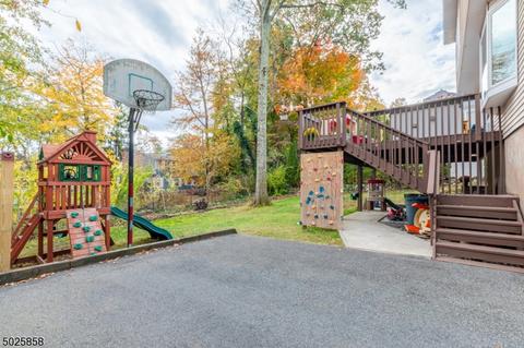 27 Cedar Pl, Wayne, NJ 07470 photo 24