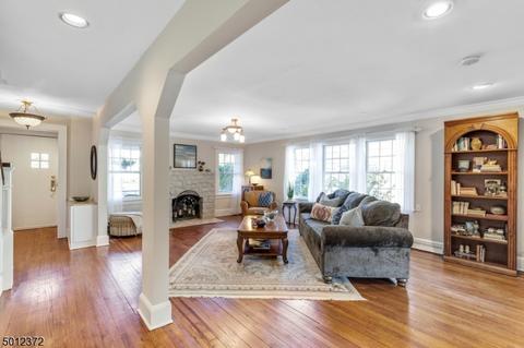 900 Ridgewood Rd, Millburn, NJ 07041 photo 2