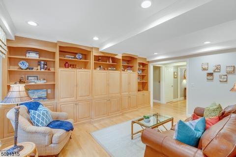 74 Rotary Dr, Summit, NJ 07901 photo 9