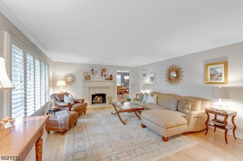 74 Rotary Dr, Summit, NJ 07901 photo 2