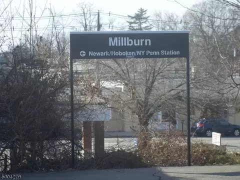 47 Myrtle Ave, Millburn, NJ 07041 photo 24
