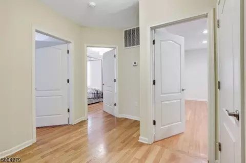 47 Myrtle Ave, Millburn, NJ 07041 photo 14