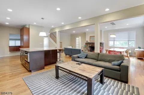 47 Myrtle Ave, Millburn, NJ 07041 photo 6