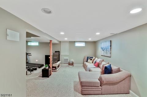 5 Eaton Ct, Summit, NJ 07901 photo 17
