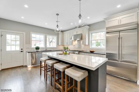 130 Spring St #B, Millburn, NJ 07041 photo 2