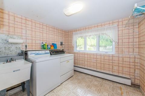142 Andover Dr, Wayne, NJ 07470 photo 13