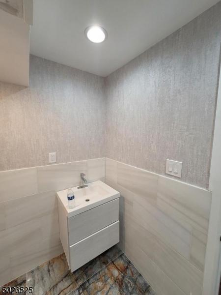 87 Monmouth Ave, Wayne, NJ 07470 photo 13