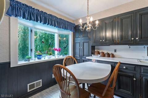 226 Oak Tree Rd, Mountainside, NJ 07092 photo 5