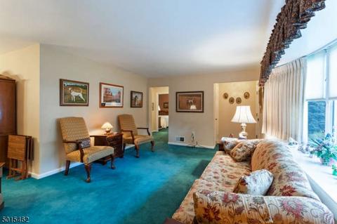 226 Oak Tree Rd, Mountainside, NJ 07092 photo 4