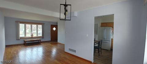 718 Willick Rd, Linden, NJ 07036 photo 5