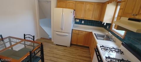 718 Willick Rd, Linden, NJ 07036 photo 10