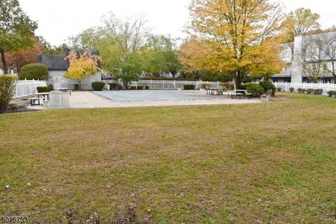 11 Garden Ct, Succasunna, NJ 07876 photo 15