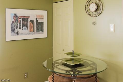 11 Garden Ct, Succasunna, NJ 07876 photo 9