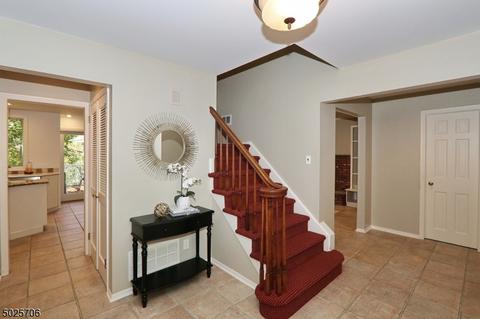 252 Spring Ridge Dr, Berkeley Heights, NJ 07922 photo 2