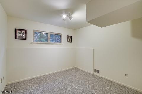 55 Daria Ln, Berkeley Heights, NJ 07922 photo 19