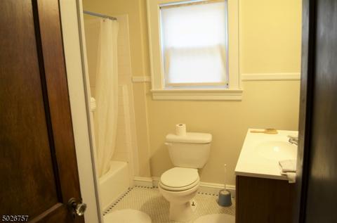 1445 E 7th St, Plainfield, NJ 07062 photo 8