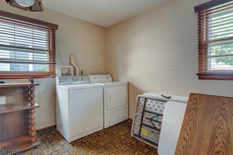 690 8th St, Secaucus, NJ 07094 photo 15