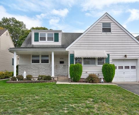 690 8th St, Secaucus, NJ 07094 photo 1