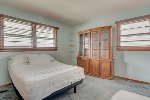 690 8th St, Secaucus, NJ 07094 photo 12