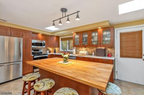89 Summit Ave, Gillette, NJ 07933 photo 6