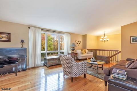 89 Summit Ave, Gillette, NJ 07933 photo 3