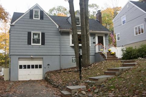 24 Hillside Ter, Wayne, NJ 07470 photo 2