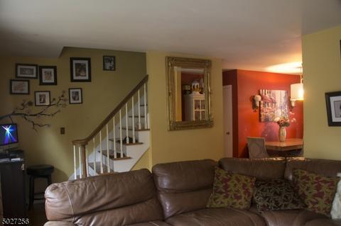 24 Hillside Ter, Wayne, NJ 07470 photo 10