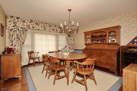 357 Lake St, Upper Saddle River, NJ 07458 photo 3