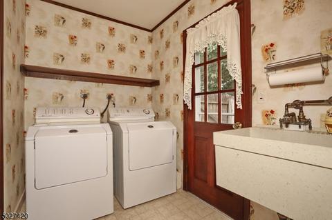 357 Lake St, Upper Saddle River, NJ 07458 photo 9