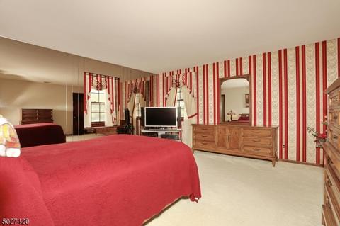 357 Lake St, Upper Saddle River, NJ 07458 photo 10