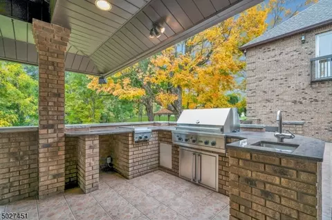40 Oxbow Pl, Wayne, NJ 07470 photo 10
