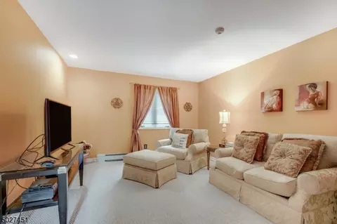 40 Oxbow Pl, Wayne, NJ 07470 photo 13