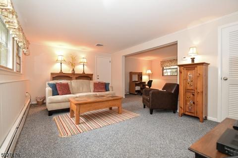 68 E Cedar Pl, Ramsey, NJ 07446 photo 17