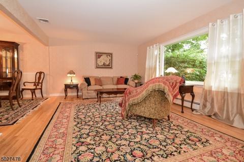 68 E Cedar Pl, Ramsey, NJ 07446 photo 4