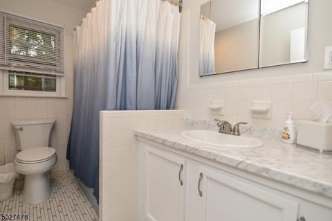68 E Cedar Pl, Ramsey, NJ 07446 photo 13