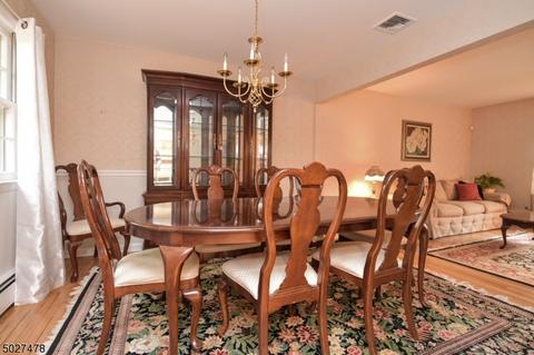 68 E Cedar Pl, Ramsey, NJ 07446 photo 8
