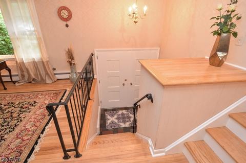 68 E Cedar Pl, Ramsey, NJ 07446 photo 3