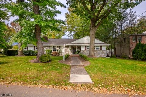 733 Summit Ave, Hackensack, NJ 07601 photo 1