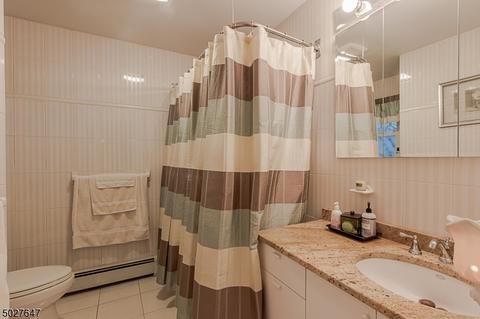 733 Summit Ave, Hackensack, NJ 07601 photo 14