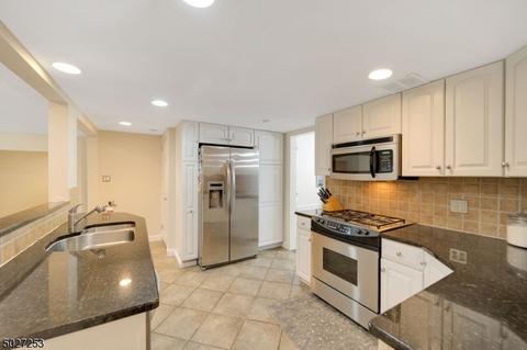 78 Edgewood Rd, Summit, NJ 07901 photo 9
