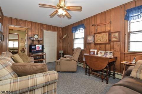 99 Strong St, Wallington, NJ 07057 photo 10