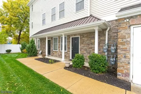 38 Elston Ct, Haskell, NJ 07420 photo 1