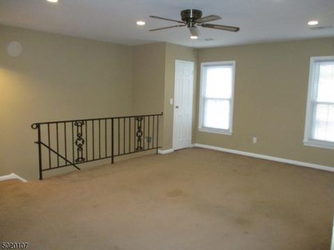 75 Briarwood Path, Clark, NJ 07066 photo 2