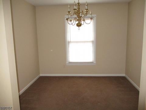75 Briarwood Path, Clark, NJ 07066 photo 5