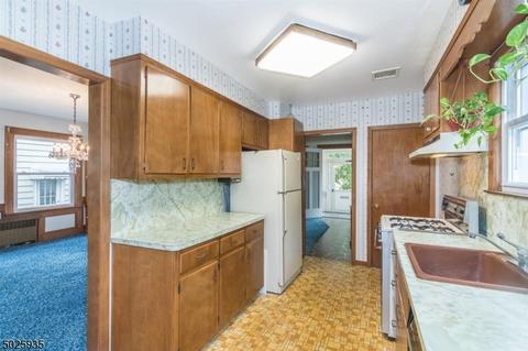 68 Davis Ave, Bloomfield, NJ 07003 photo 17