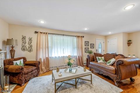 14 Simms St, Dover, NJ 07801 photo 4