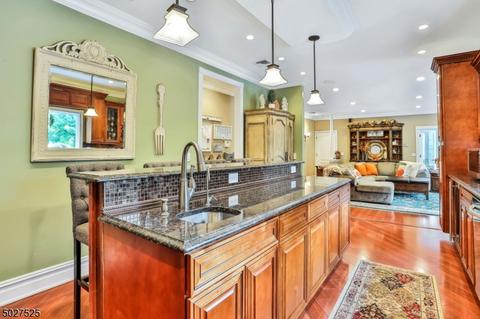 37 Newton Rd, Wayne, NJ 07470 photo 6