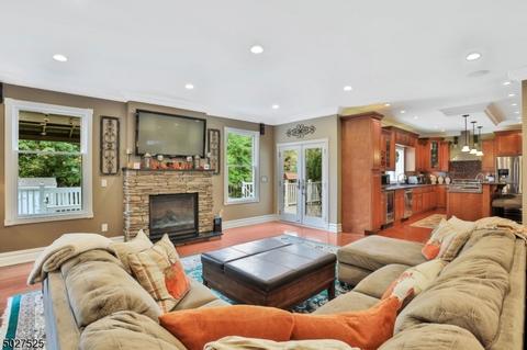 37 Newton Rd, Wayne, NJ 07470 photo 8